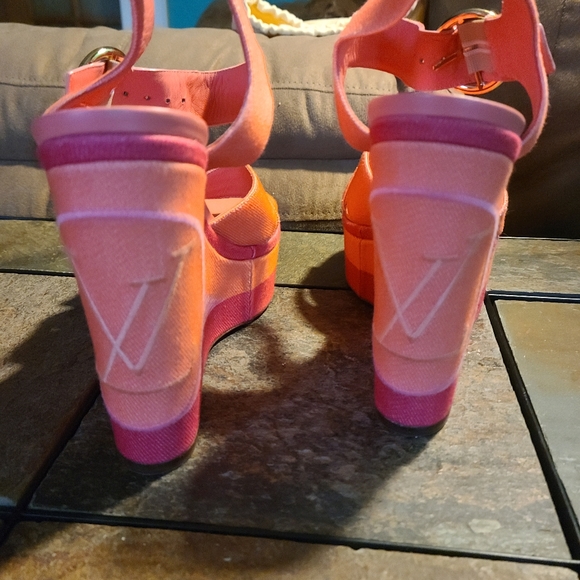 Louis vuitton orange pink sandels - Picture 11 of 14